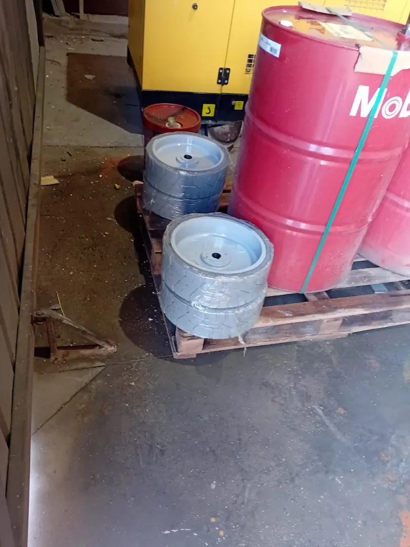 6e828761-28af-4eef-ac4f-4af3d4acc64e